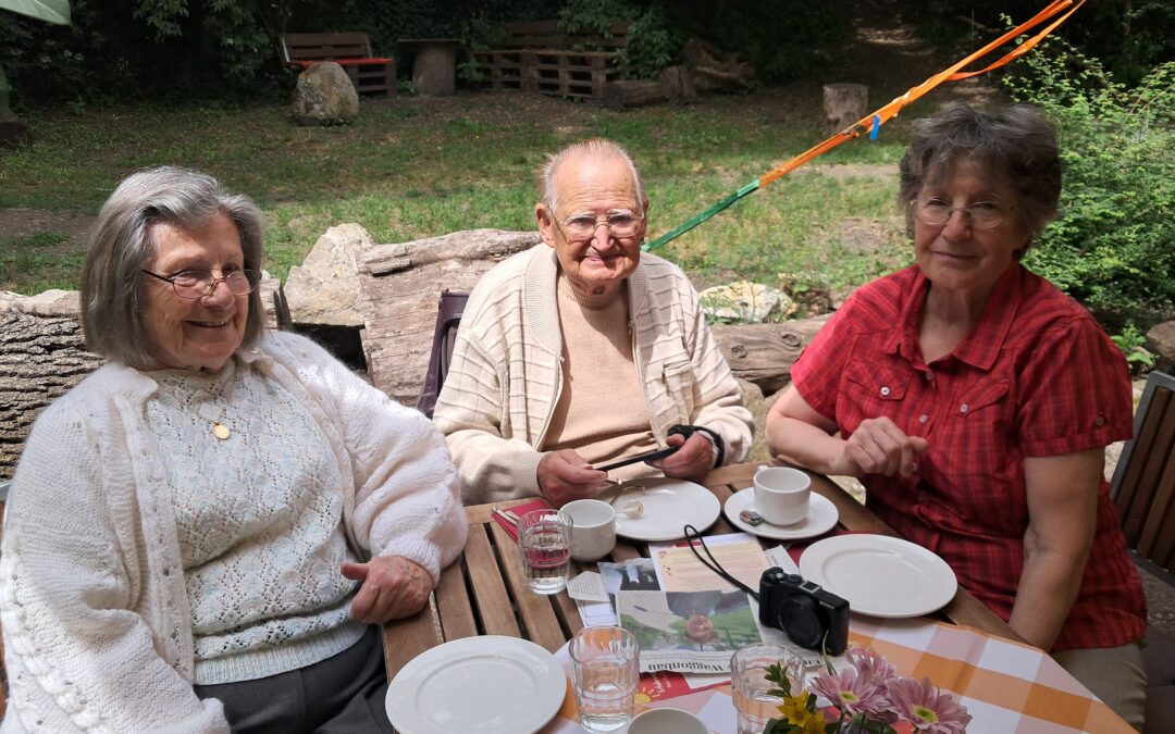 Der Seniorenbesuchsdienst Klingelzeichen geht „grün“